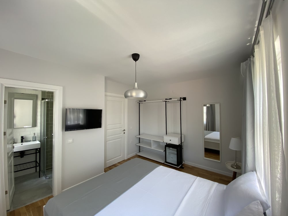 Economy Double Room photo 1
