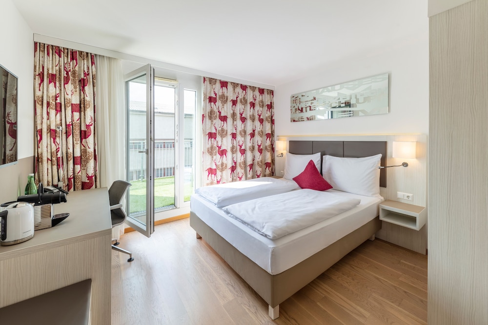 Double Room, Balcony (Prestige) photo 1