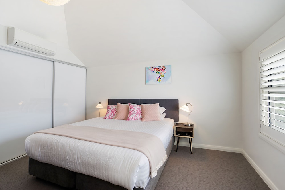 Executive House, 4 Bedrooms photo 1