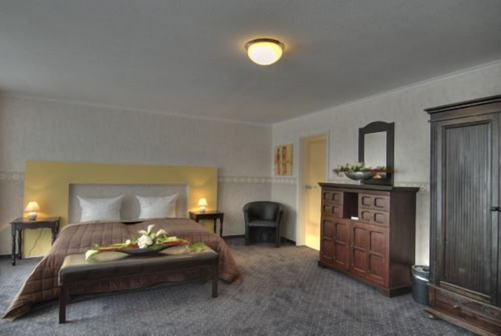Classic Double or Twin Room