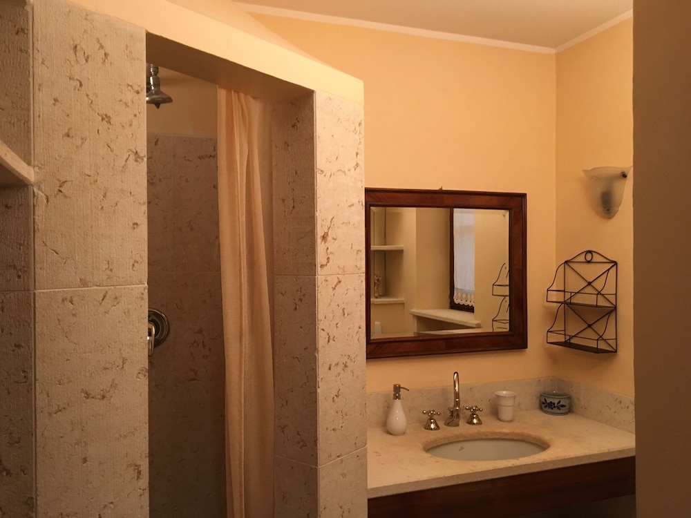 Suite, Connecting Rooms photo 3