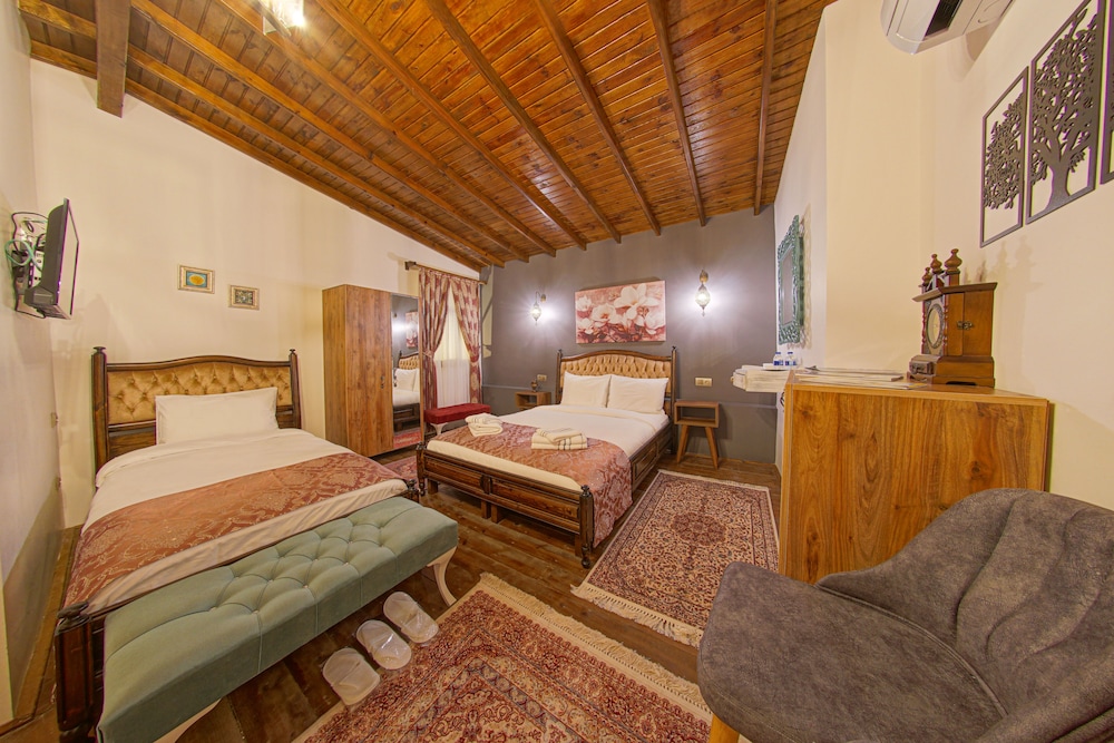 Luxury Triple Room