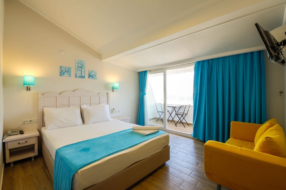 Standard Double Room, Sea View photo 1