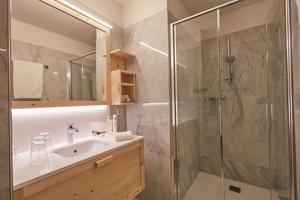 Classic Suite (Residence) photo 2
