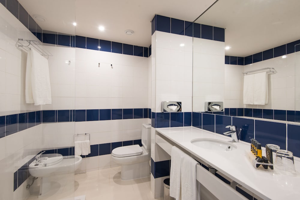 Junior Suite, Sea View (2 Adults + 2 Children) - Photo 6