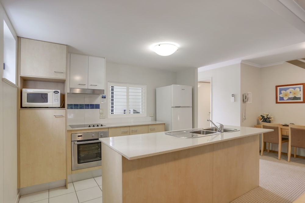 Two Bedroom Townhouse - Photo 6