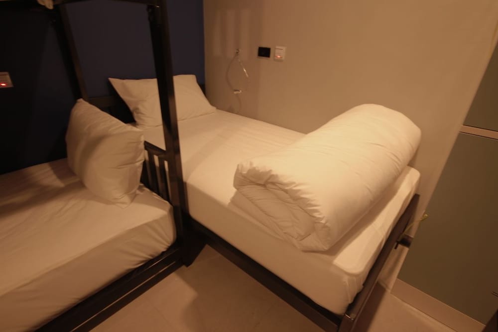 Mixed Dormitory 5 Person photo 3