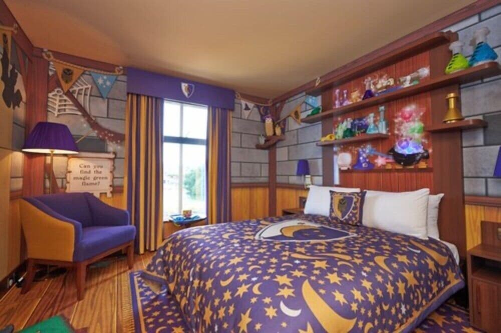 Magic Wizard Deluxe Room at Castle Hotel photo 1