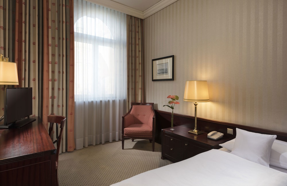 Classic Single Room