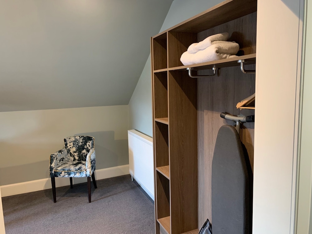 Executive King Room - Photo 5