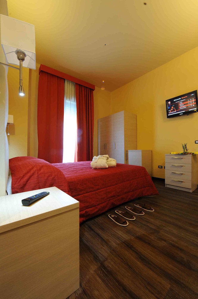 Superior Double Room Single Use photo 1