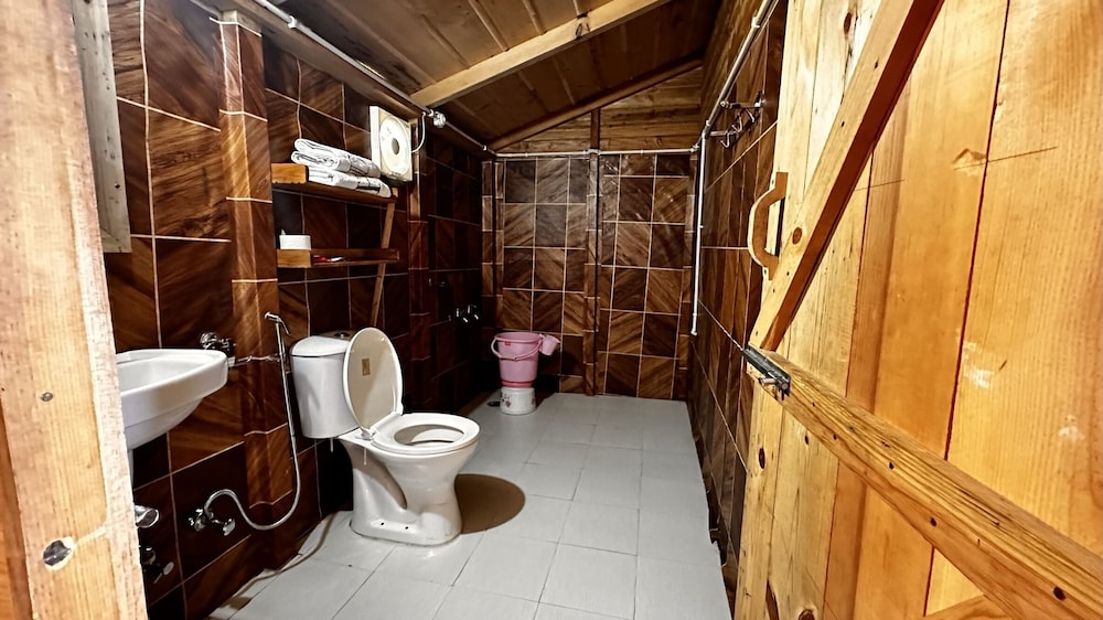 Deluxe Triple Room photo 2
