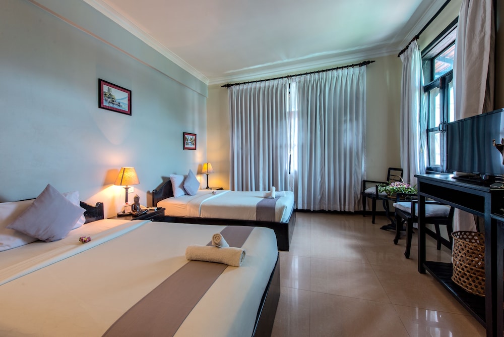Deluxe Double or Twin Room - Photo 4