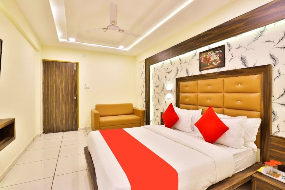 Classic Double Room, City View
