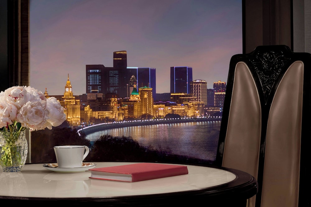 Shanghai Bund View Room - Photo 4