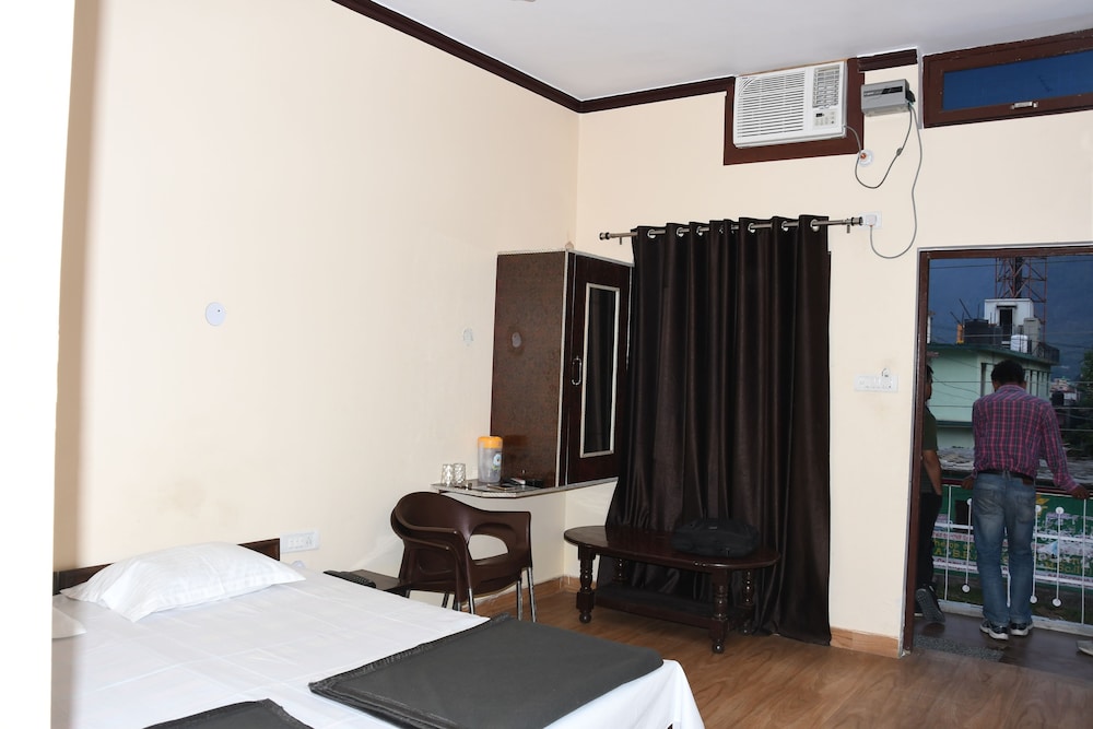 Deluxe Room, 1 Double Bed, Mountain View photo 1