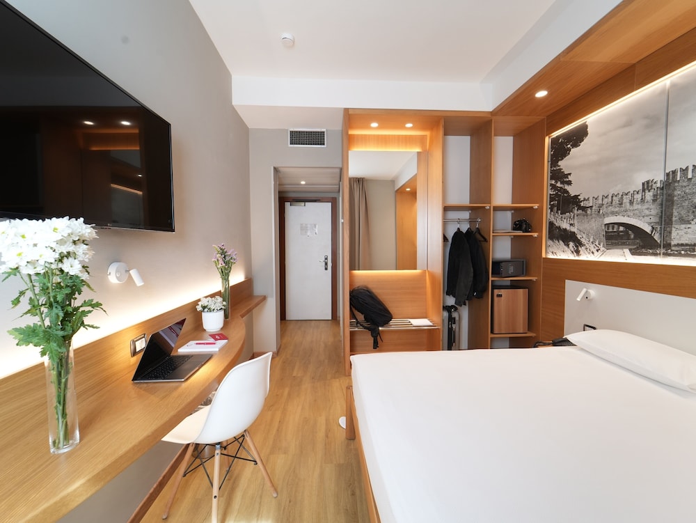 Superior Double Room, 1 King Bed