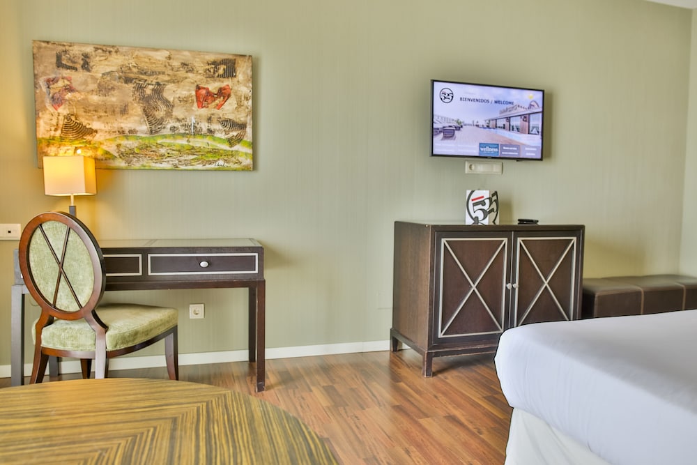 Basic Double Room photo 2