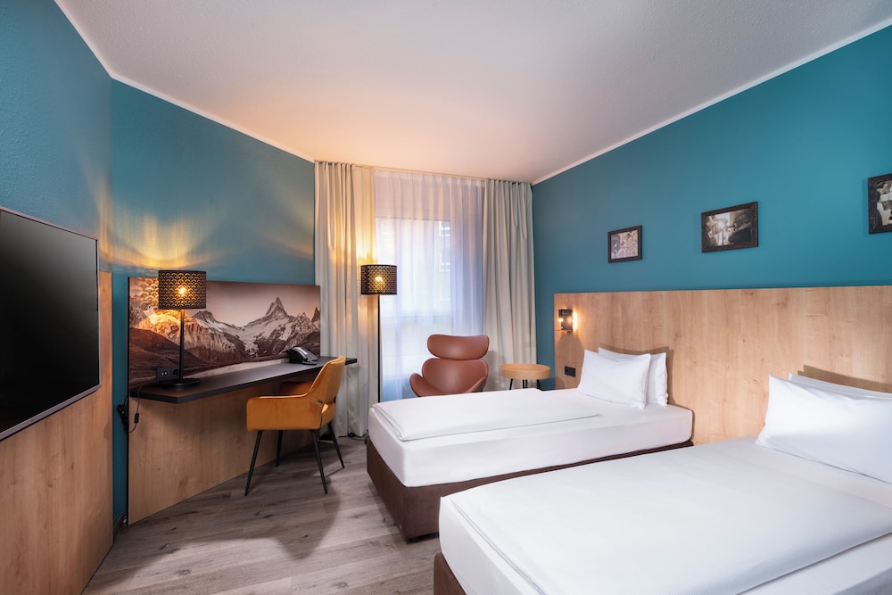 Standard Room, 2 Twin Beds - Photo 1