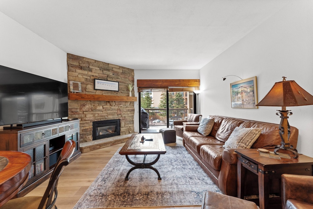 Apartment (2 Bedrooms)