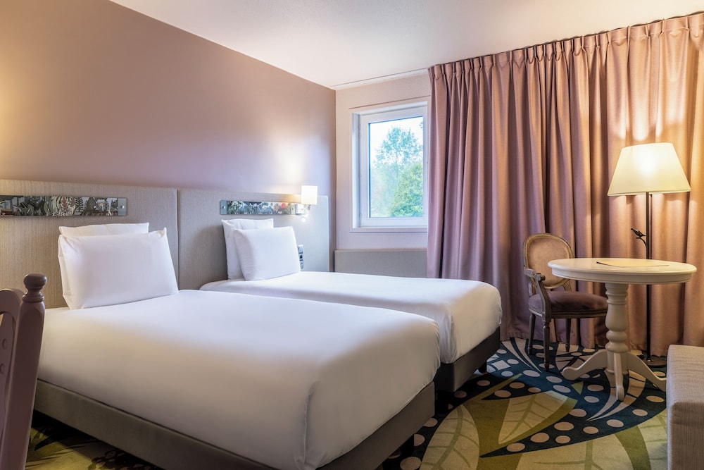 Standard Room, 2 Twin Beds photo 1