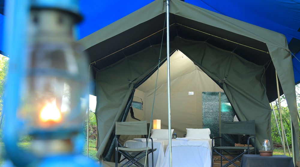 Family glamping bordering Udawalawe with guided Safari photo 1