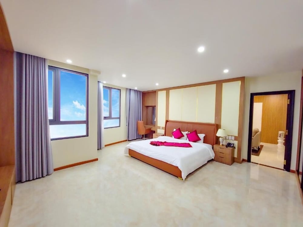 Executive Studio Suite