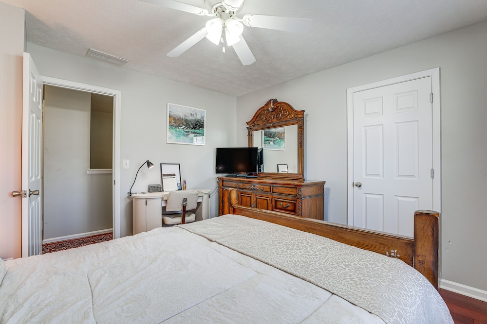 House (4 Bedrooms) photo 2