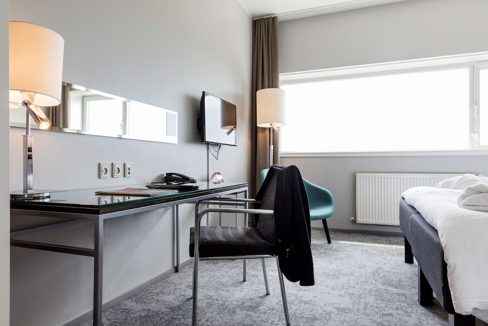 Standard Double Room, 1 King Bed - Photo 2