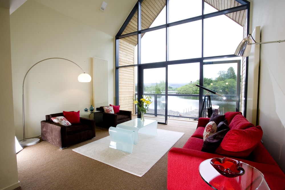 Luxury Suite, 1 Double Bed, Kitchenette, Lake View