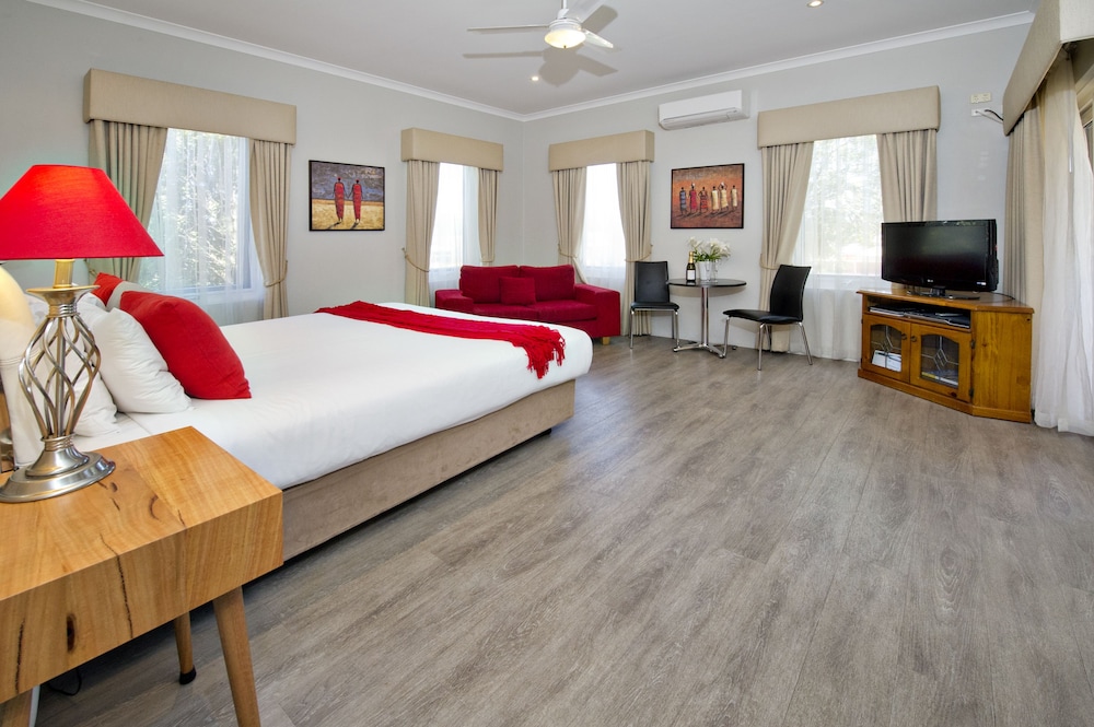 Deluxe Spa Suite photo 2