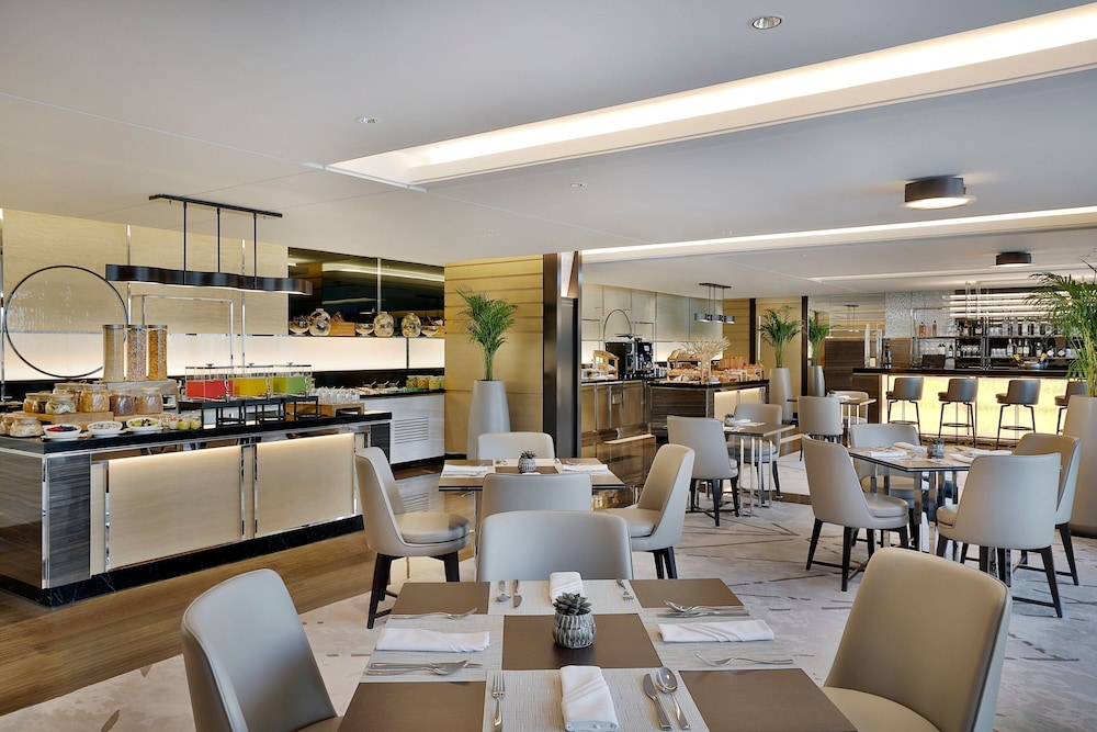 M Club 2 Doppelbetten Club Lounge - Evening Cocktail Hours – 2 Doppelbetten, Private Balkon, Direct Access to Beach thumbnail 5