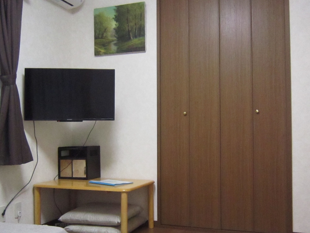 Standard Twin Room, Non Smoking - Photo 4