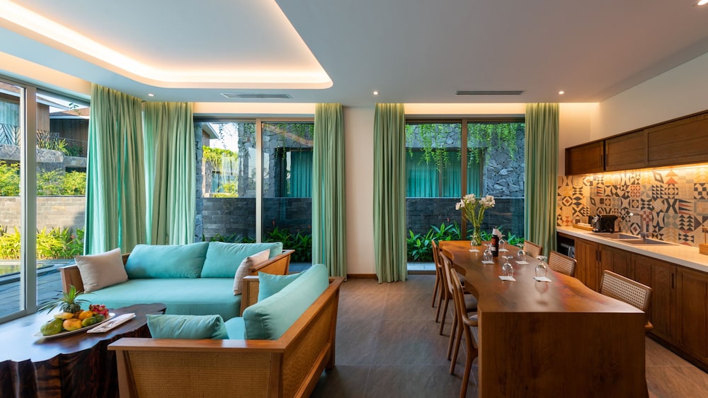 Two-Bedroom Villa with Daily Afternoon tea at VIP Lounge - Photo 1