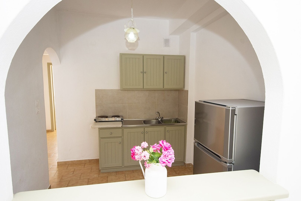 Family Apartment, 1 Bedroom, Sea View photo 2