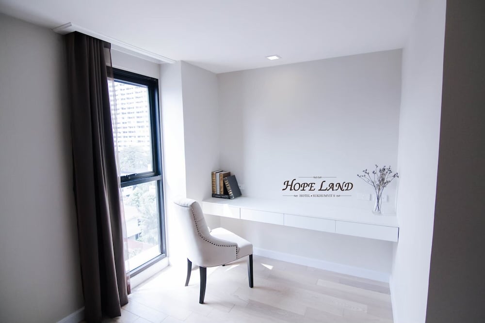 Suite, 1 Bedroom photo 3