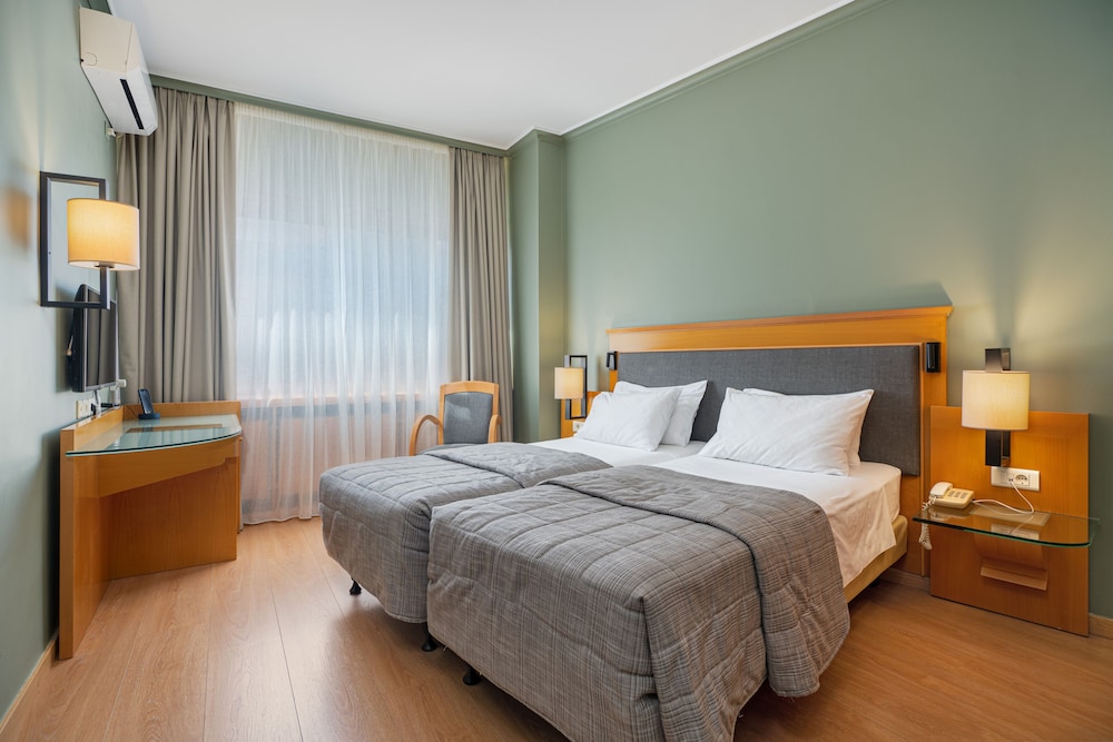 Economy Room - Photo 8