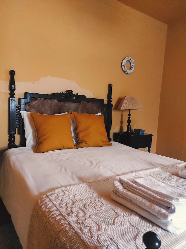 Traditional Cottage, 1 Bedroom, Kitchen, Garden Area (CASA DO TANQUE) photo 1