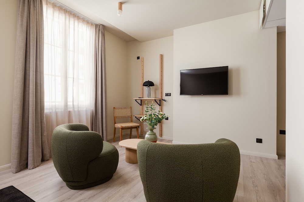 Superior Double or Twin Room - Photo 3