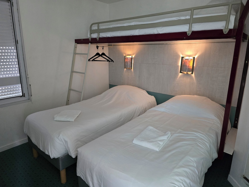 Triple Room - Photo 1
