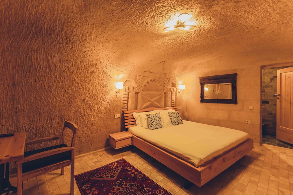 Standard Room - Photo 11