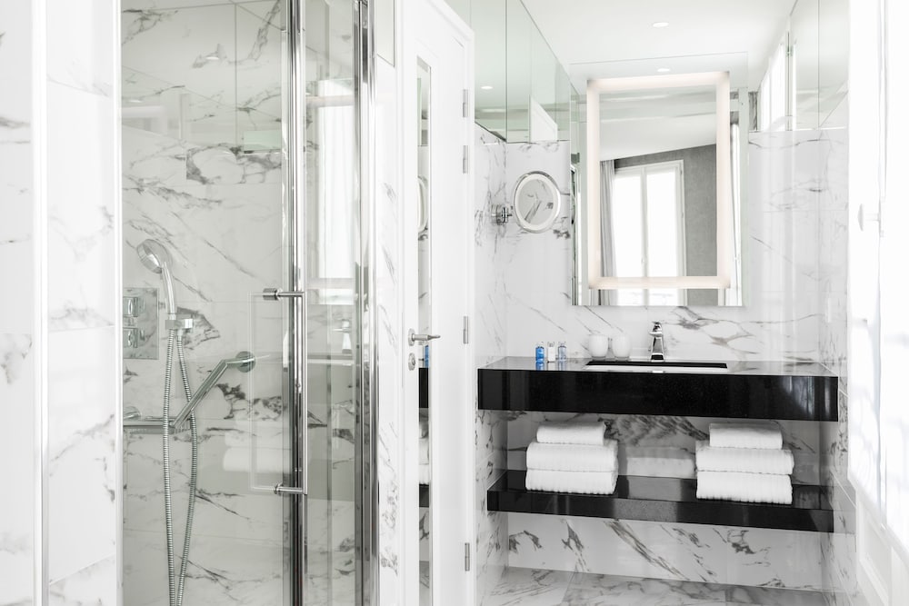 Diamond Suite & Spa photo 3