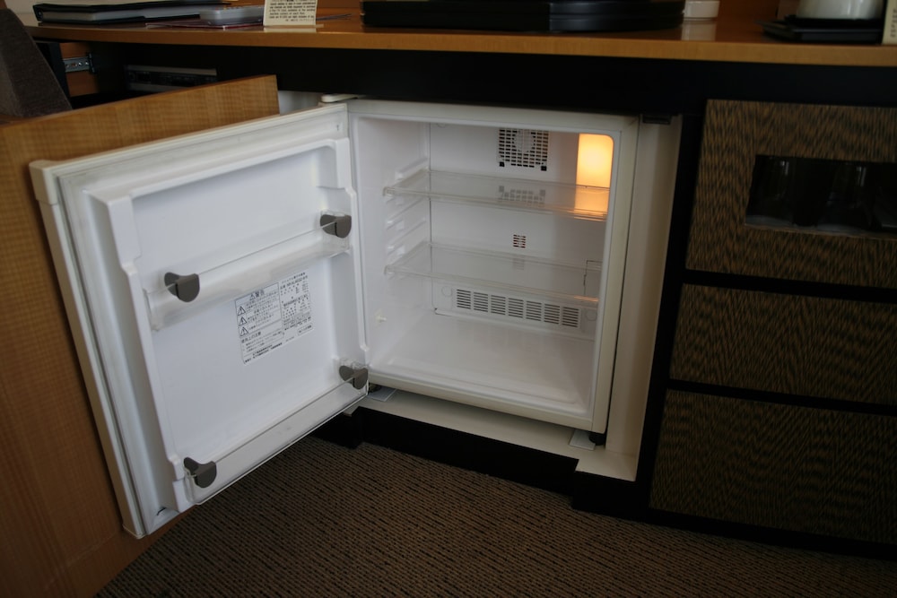 Deluxe Twin Room, Non Smoking (Top Floor / Palace Side) thumbnail 6