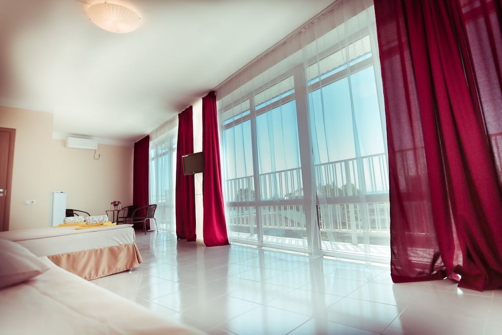 Superior Triple Room ( Panoramic View ) photo 3