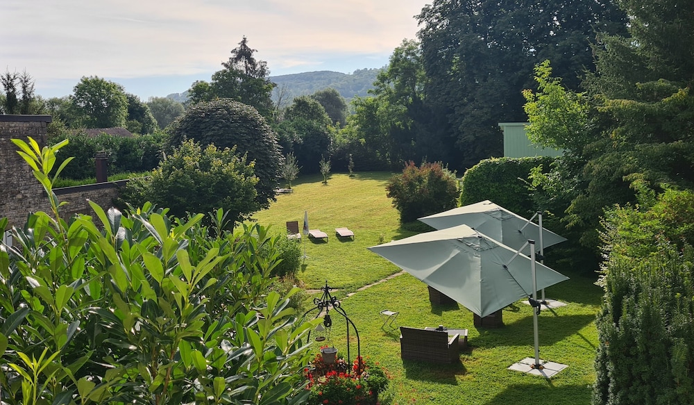 Deluxe Double Room, Garden View photo 2