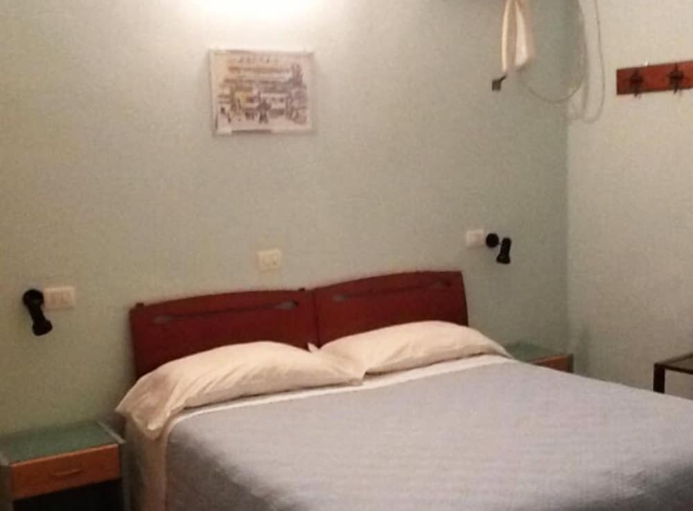 Basic Double Room, Private Bathroom