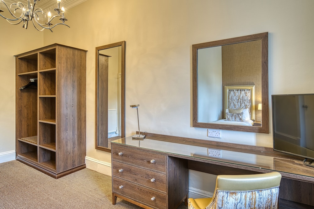 Executive Room, 2 Twin Beds, Non Smoking (View) - Photo 4