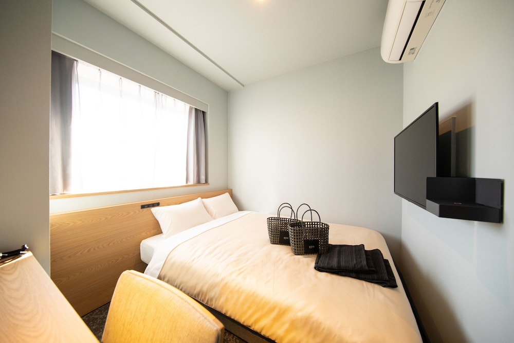 Economy Double Room, 1 Double Bed, Non Smoking - Photo 1