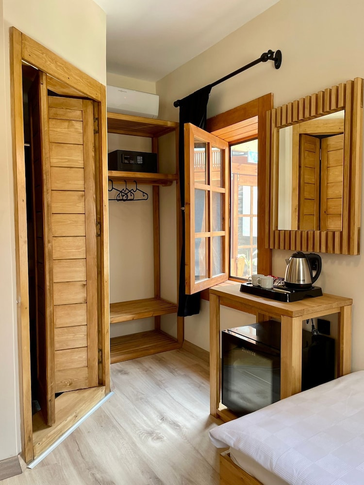 Deluxe Twin Room - Photo 5