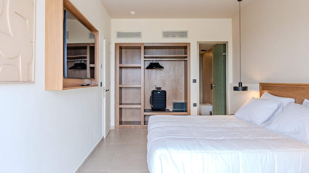 Premium One bedroom Suite with sea view - Photo 2